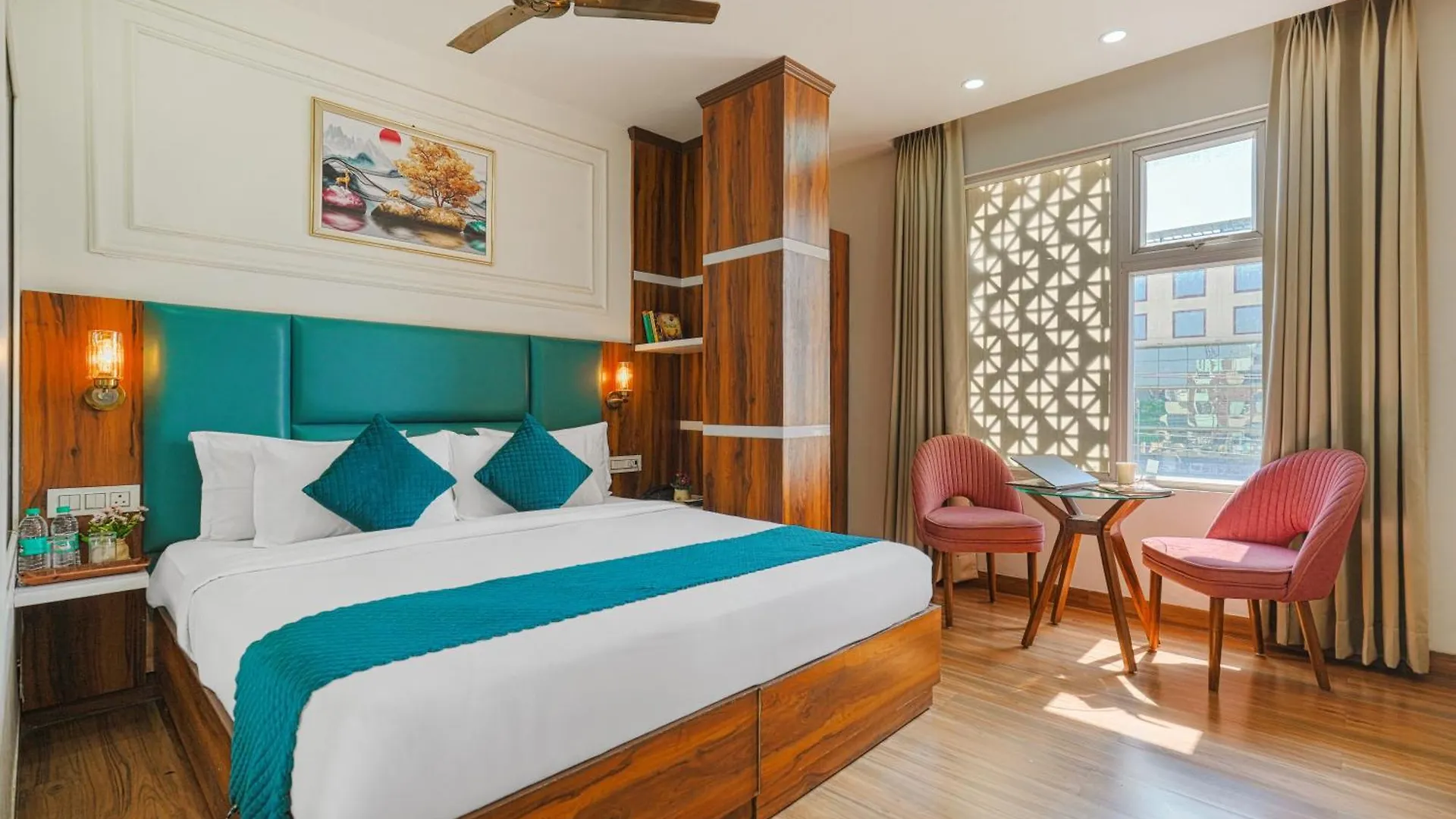 Hotel Fiora Inn Chandigarh Zirakpur
