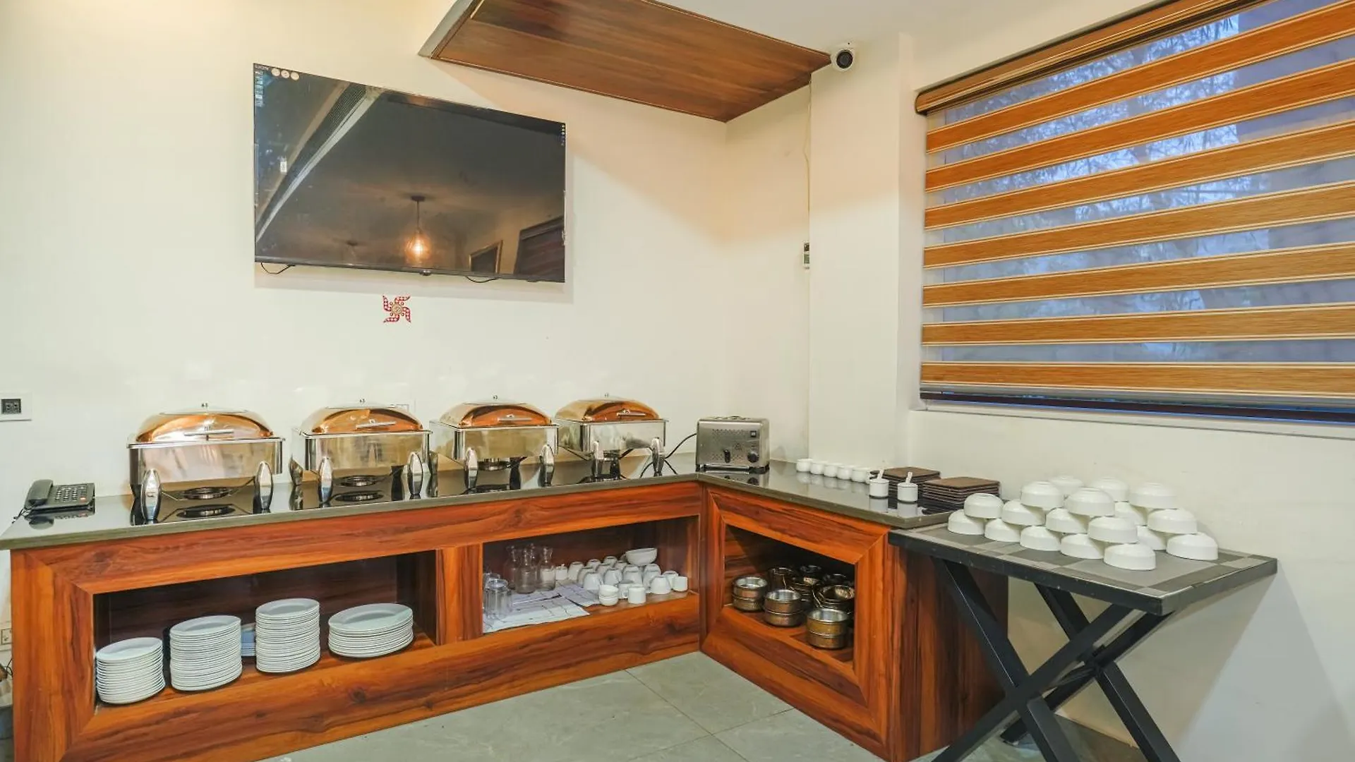 Hotel Fiora Inn Chandigarh Zirakpur 3*,